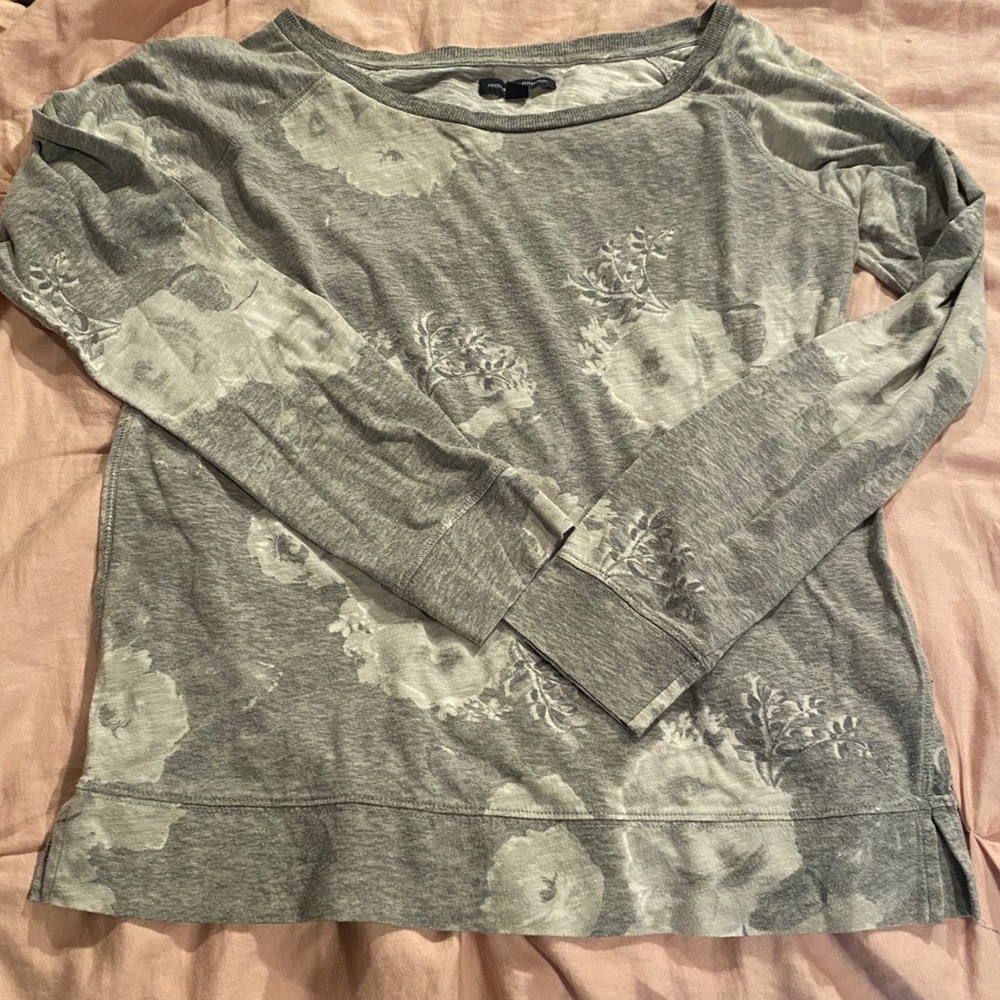 Woman’s long sleeve shirt